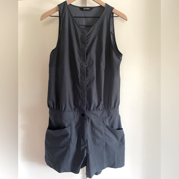 Arc’teryx Kyla Romper - Picture 4 of 9